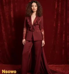 "جيزيم سيفيم (Gizem Sevim) السيرة هي ممثلة تركية شابة وُلدت في 29 سبتمبر 1999 بمدينة أيدين، تركيا. دخلت عالم الفن رسميًا عام 2021 بمسلسل "المنظمة"."